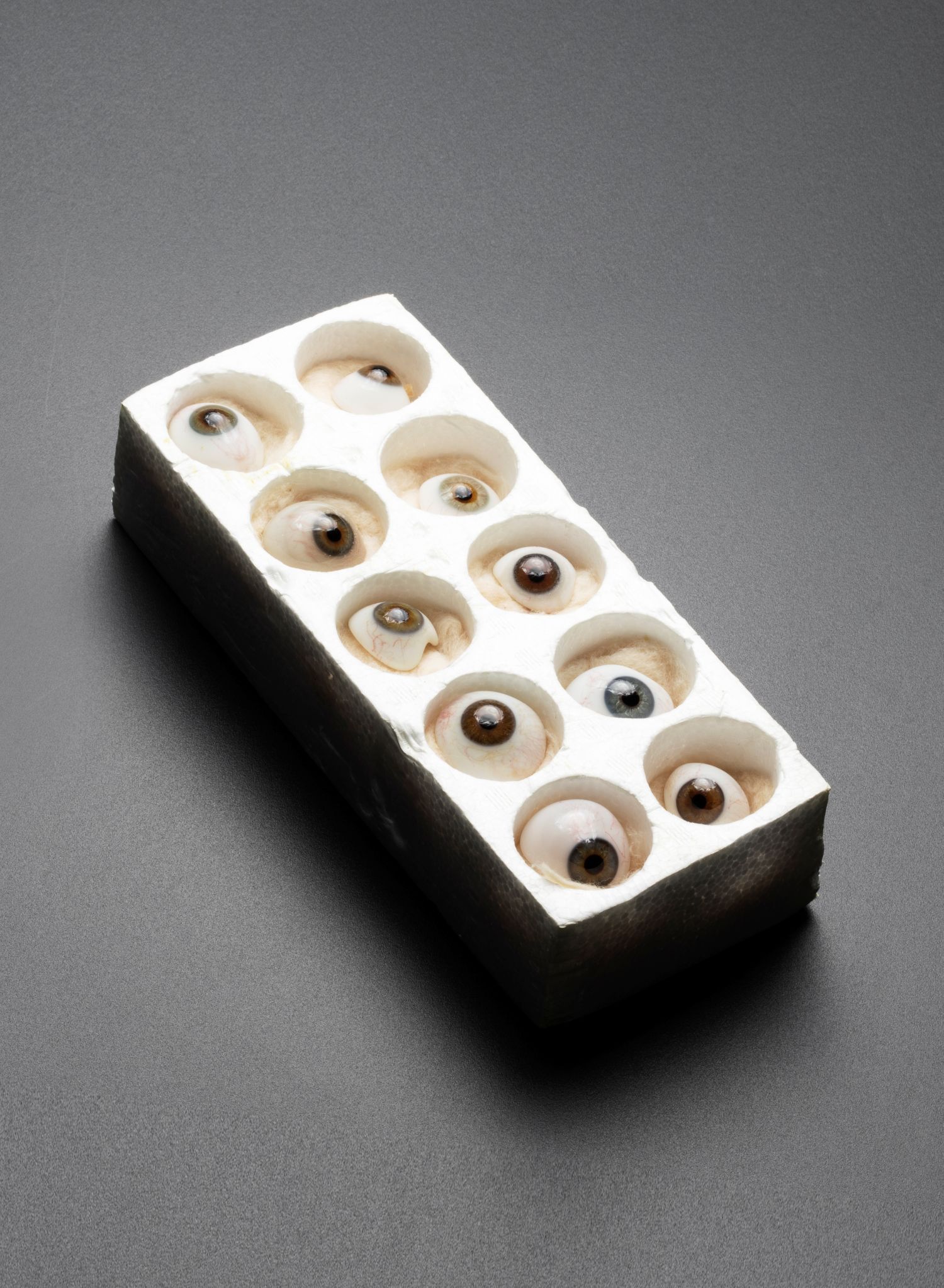 En medisinsk tralle fra legevakten